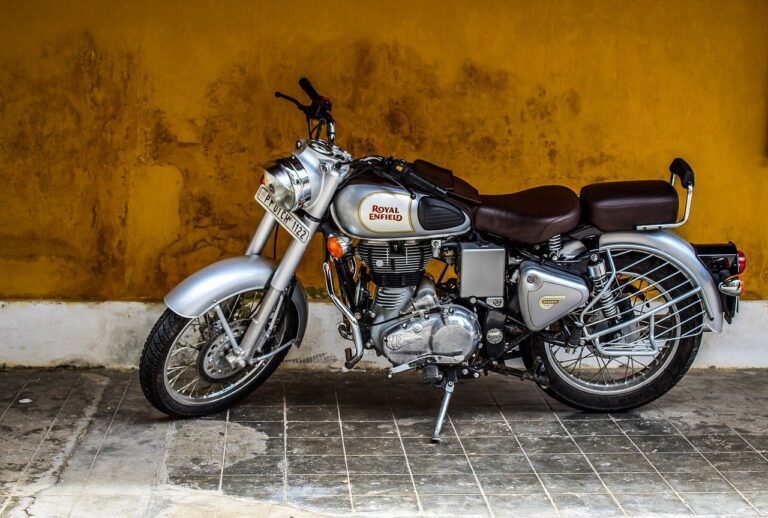 bike, motor, motorbike-909690.jpg